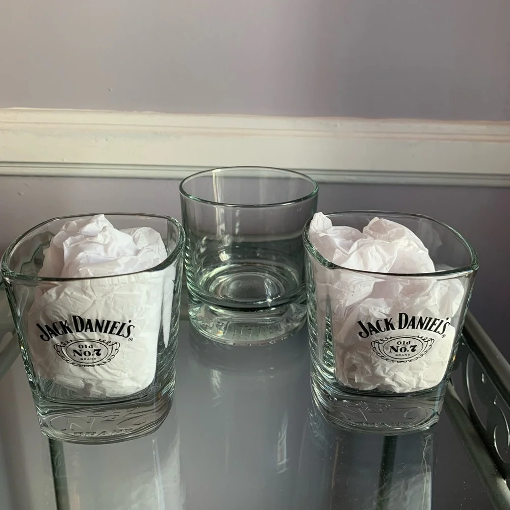 3 bar glasses including 2 square Jack Daniels and 1 Gentlemen Jack tumbler